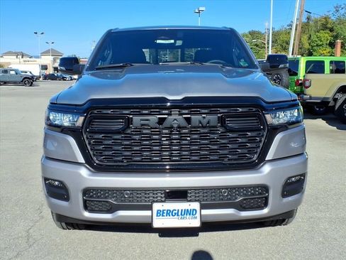 New 2026 RAM 1500 Big Horn AWD/4WD image 9