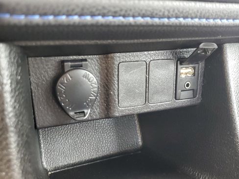 Used 2018 Toyota Corolla L image 21