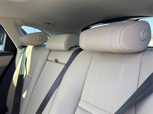 Used 2021 Land Rover Range Rover Velar S image 30