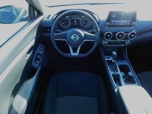 Used 2023 Nissan Sentra SV image 14