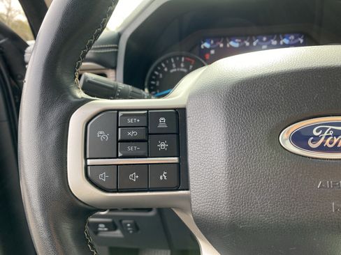 Used 2024 Ford Expedition Max Limited image 35