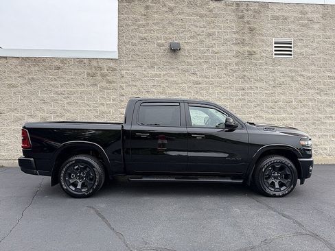 Used 2025 RAM 1500 Big Horn AWD/4WD image 2