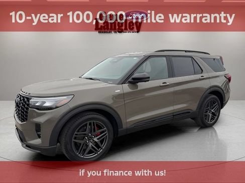 New 2026 Ford Explorer ST-Line w/ ST-Line Street Pack RWD image 2