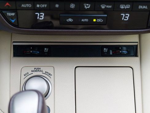 Used 2018 Lexus ES 350 w/ Premier Package image 52