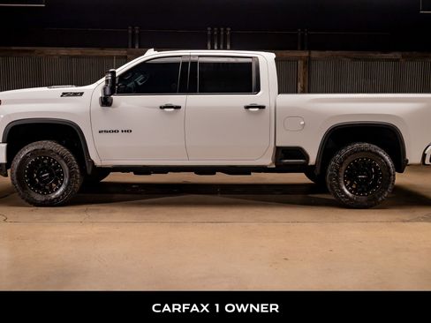 Used 2022 Chevrolet Silverado 2500 LTZ w/ LTZ Plus Package image 5