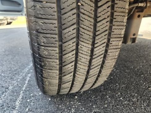 Used 2018 Ford Transit 150 XLT image 31