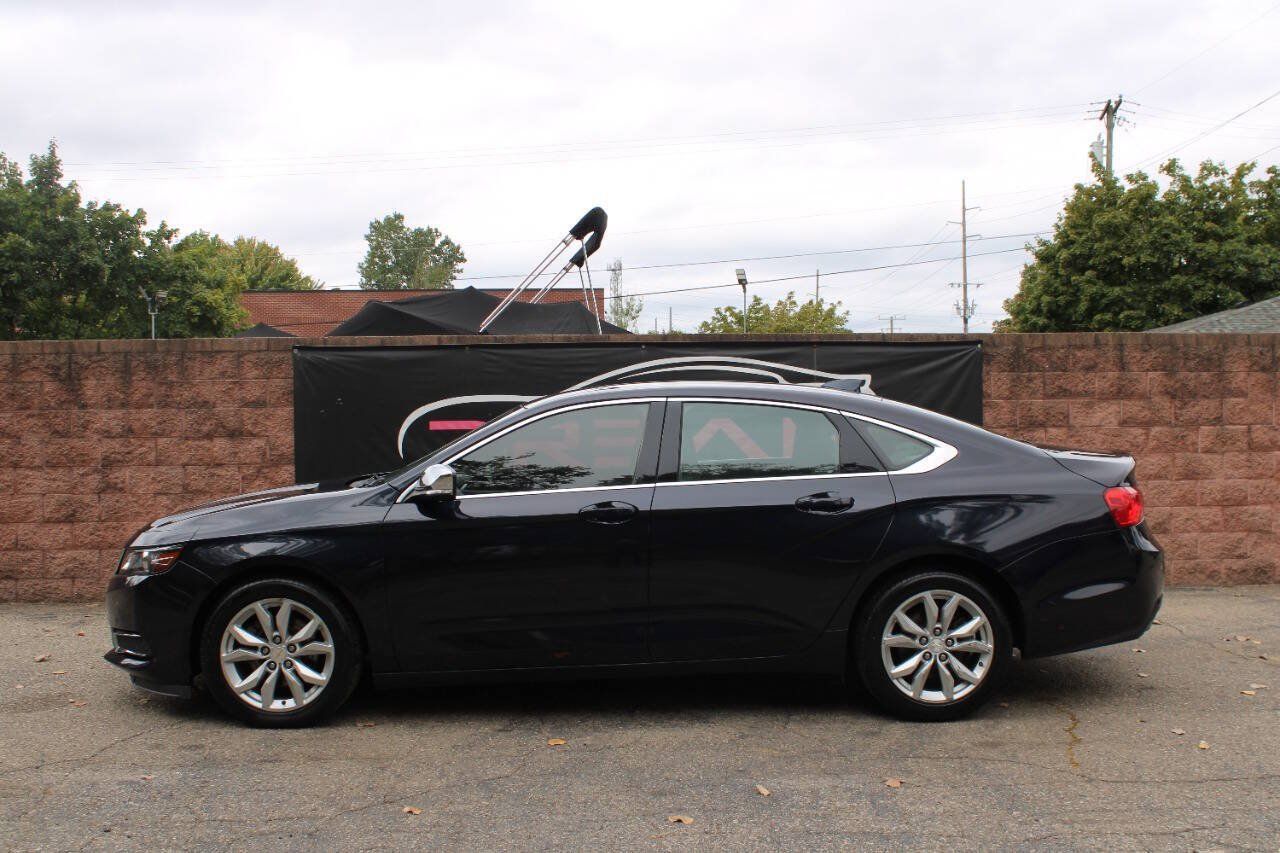Used 2018 Chevrolet Impala LT FWD image 2