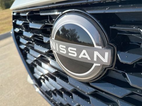 New 2025 Nissan Altima 2.5 SR w/ SR Premium Package image 22