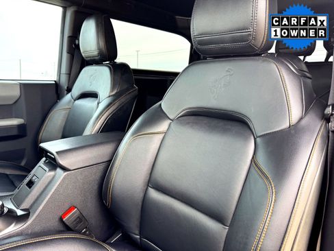 Used 2023 Ford Bronco Badlands w/ Sasquatch Package image 16