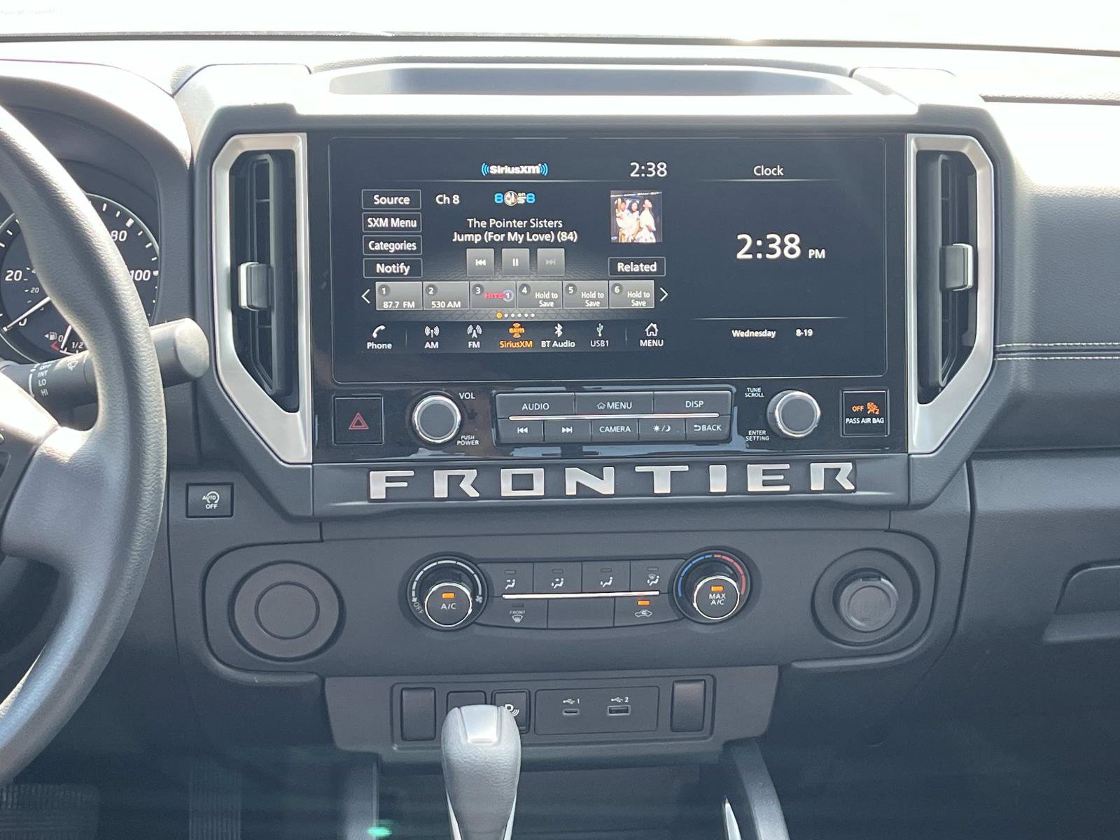 Used 2025 Nissan Frontier SV RWD image 17