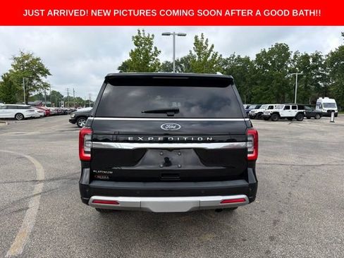 Used 2023 Ford Expedition Platinum AWD/4WD image 4