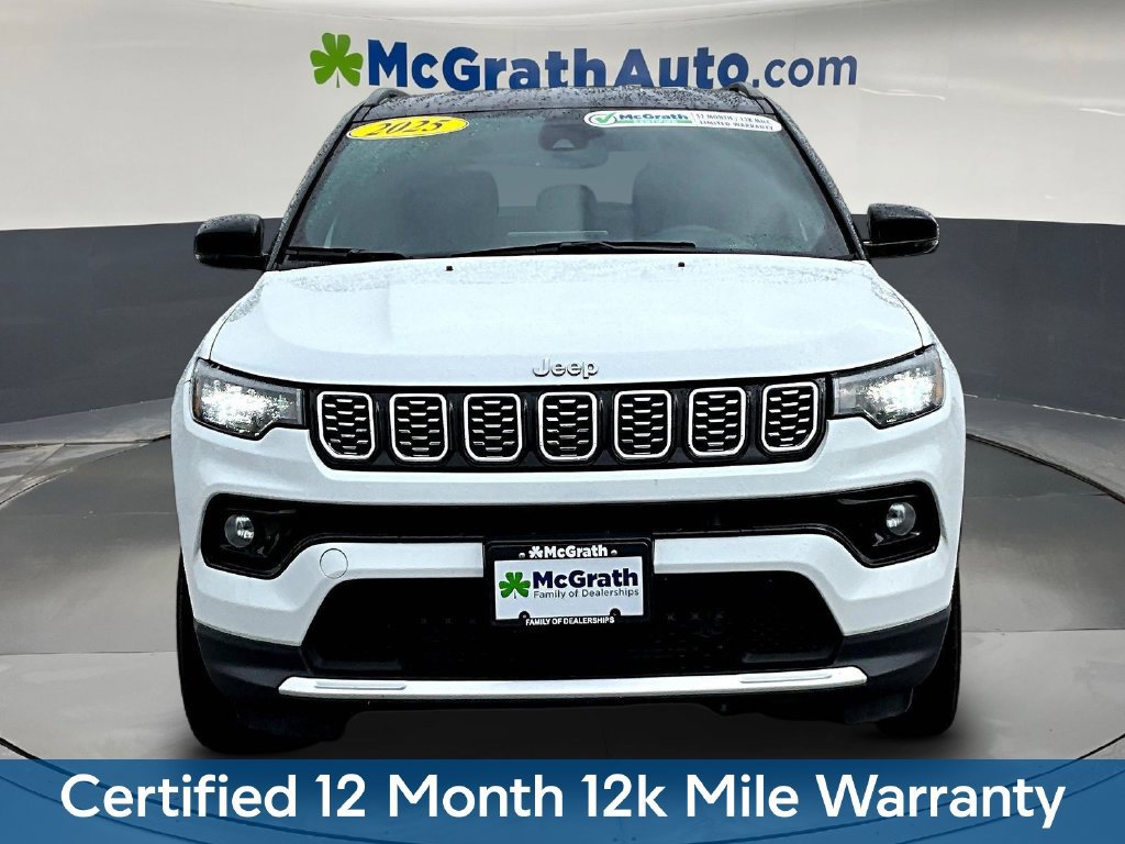 Used 2025 Jeep Compass Limited AWD/4WD image 2
