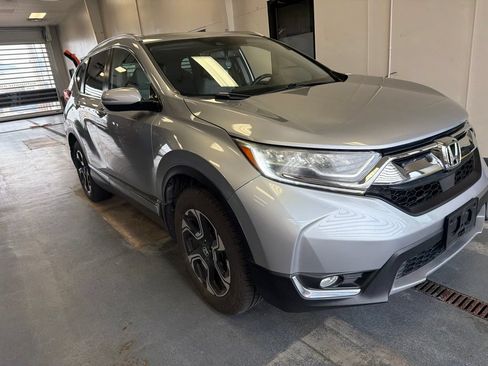 Used 2019 Honda CR-V Touring image 1