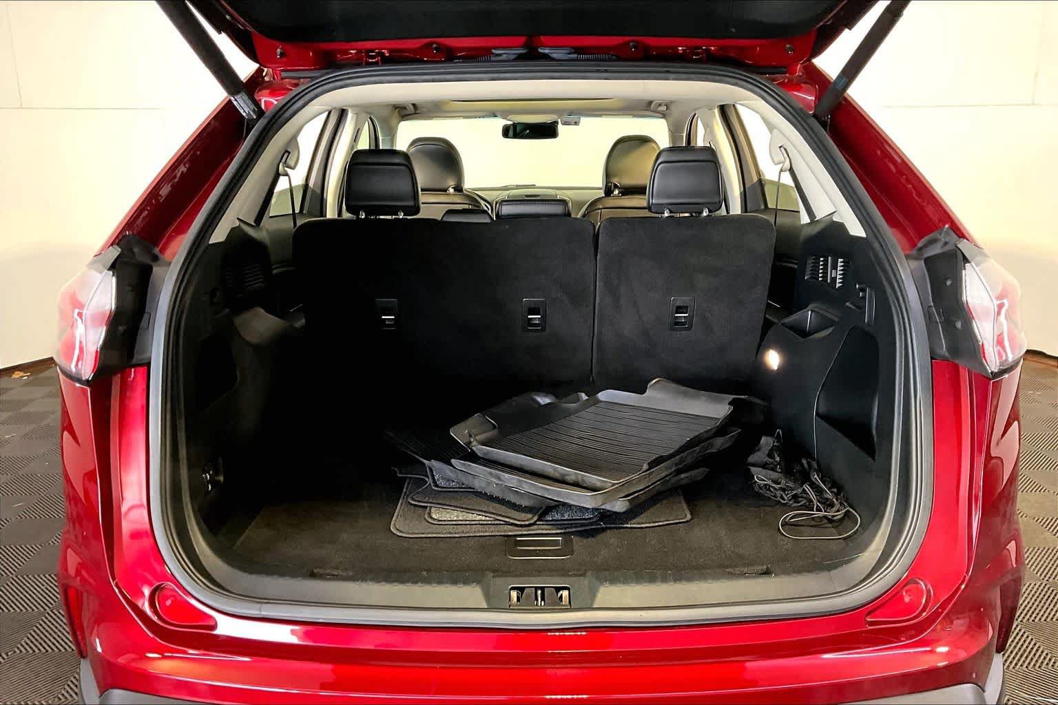 Used 2019 Ford Edge SEL w/ Equipment Group 201A AWD/4WD image 36