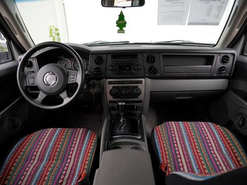 Used 2007 Jeep Commander Sport AWD/4WD image 35