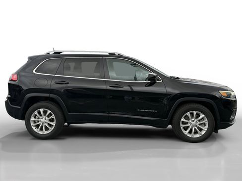 Used 2019 Jeep Cherokee Latitude w/ Popular Appearance Group image 6
