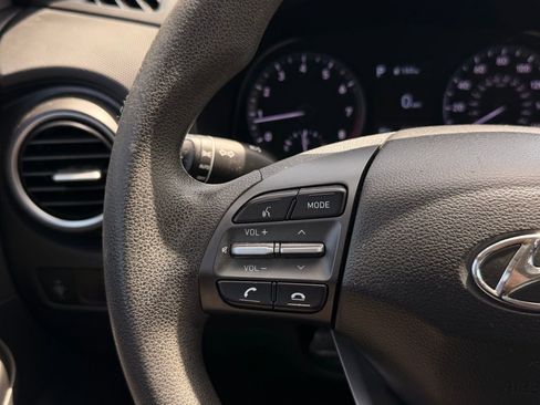 Used 2020 Hyundai Kona SE image 27