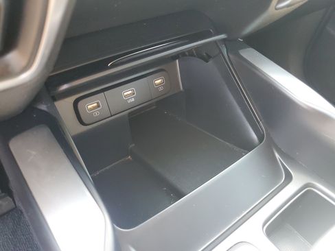 Used 2023 Kia Sorento LX FWD image 20