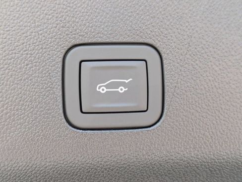New 2026 Chevrolet Tahoe High Country AWD/4WD image 35