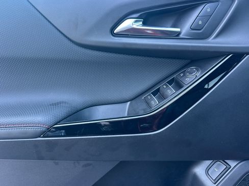 Used 2026 Chevrolet Equinox RS w/ LPO, Floor Liner Package FWD image 11