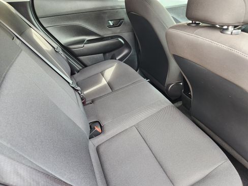 Used 2024 Hyundai Kona SEL AWD/4WD image 33