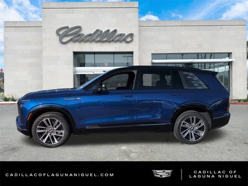 Used 2026 Cadillac Vistiq Sport image 6