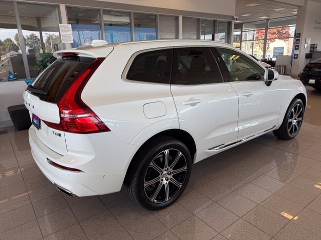Used 2018 Volvo XC60 T6 Inscription w/ Luxury Seat Package AWD/4WD image 4