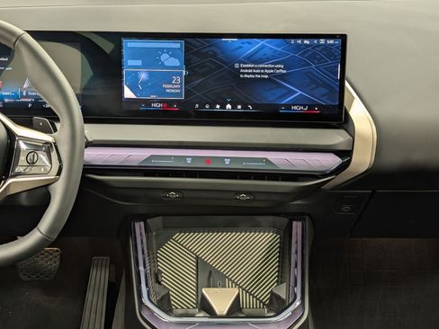 Certified 2025 BMW X3 xDrive30i w/ Premium Package image 27