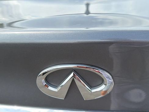 Used 2017 INFINITI Q50 3.0t Premium AWD/4WD image 28