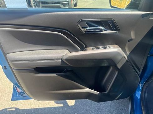 Used 2024 GMC Canyon Elevation RWD image 11