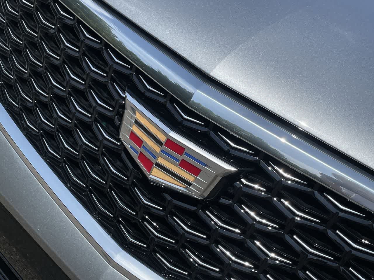 Certified 2024 Cadillac XT4 Premium Luxury AWD/4WD image 37