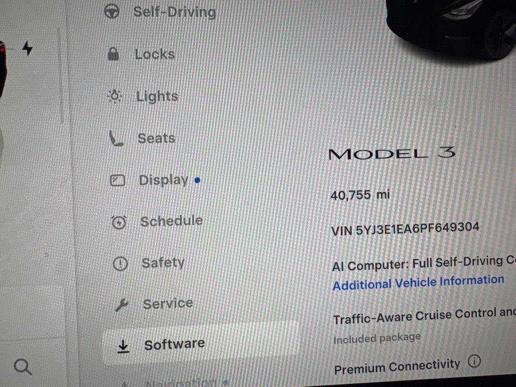 Used 2023 Tesla Model 3 Standard Range RWD image 4