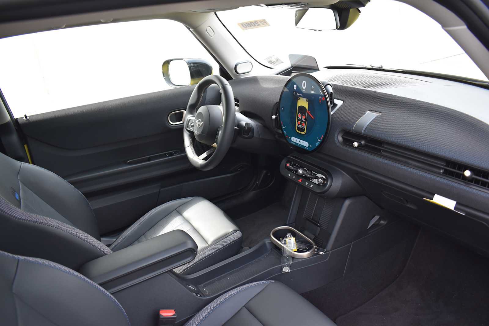 Used 2025 MINI Cooper S FWD image 11