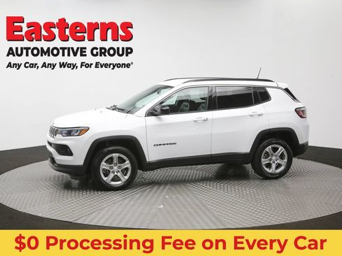 Used 2024 Jeep Compass Latitude AWD/4WD image 58