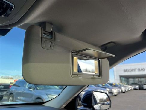 Used 2022 Lincoln Aviator Reserve w/ Elements Package Plus image 31