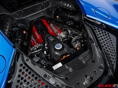 Used 2022 Ferrari SF90 Stradale image 21