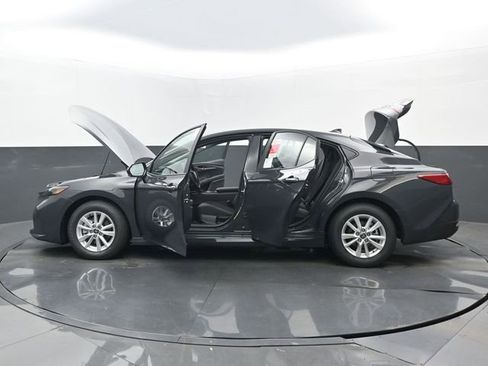 New 2026 Toyota Camry LE image 31