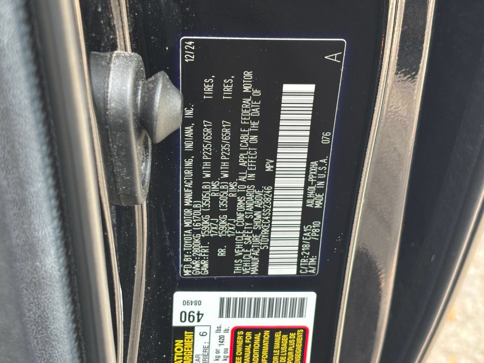 Used 2025 Toyota Sienna XLE FWD image 12