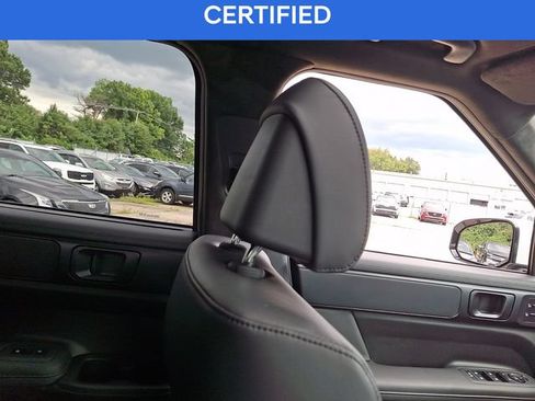 Used 2025 Hyundai Santa Fe Calligraphy w/ Tow & Go Package AWD/4WD image 13