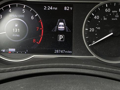Used 2025 Nissan Versa SV FWD image 34