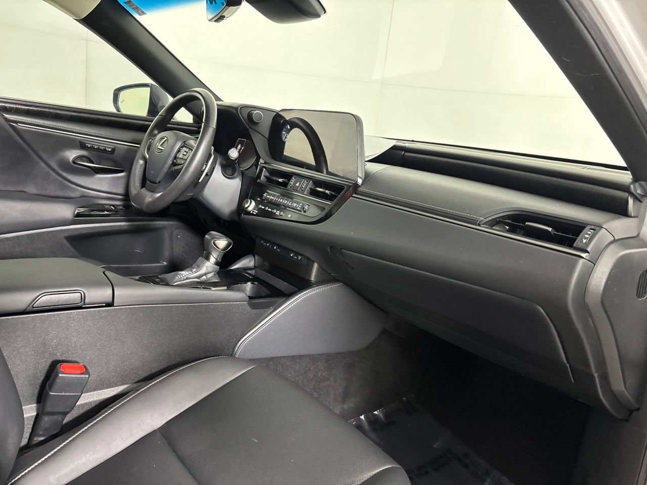 Used 2024 Lexus ES 350 w/ Premium Package FWD image 33