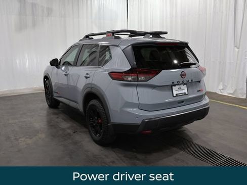 Certified 2025 Nissan Rogue SV AWD/4WD image 5