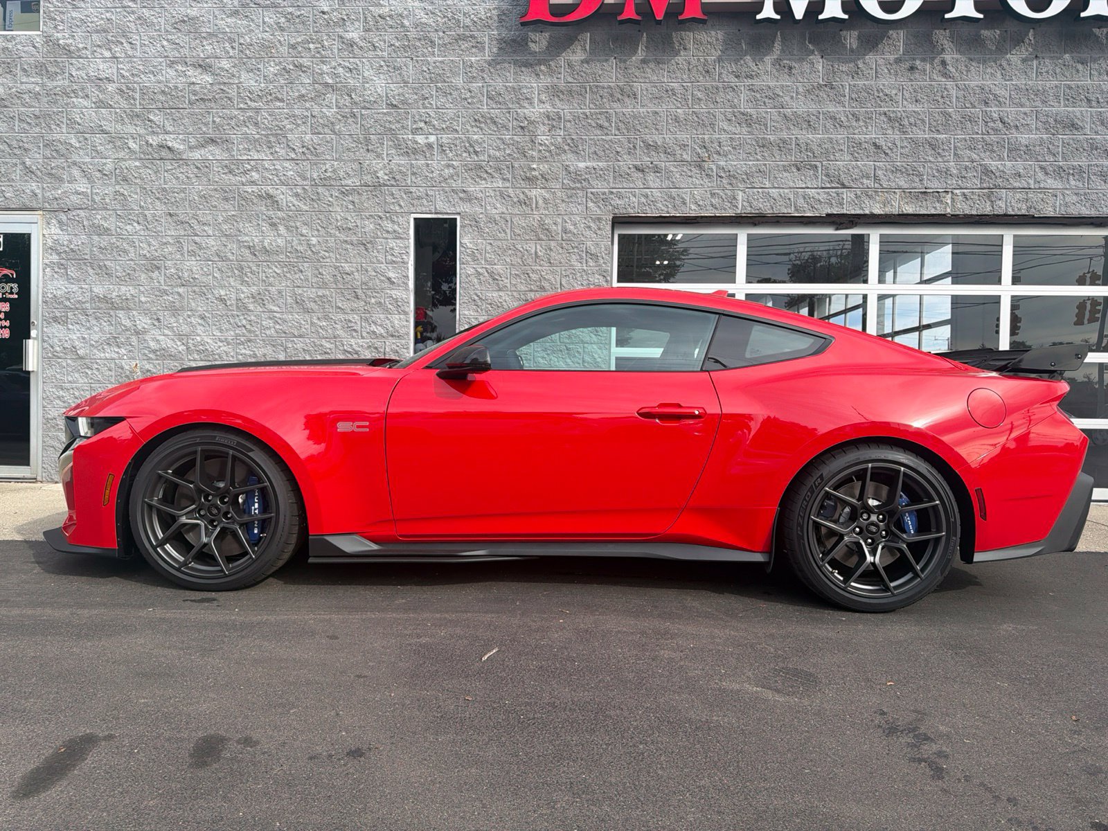 Used 2026 Ford Mustang Dark Horse SC w/ Carbon Fiber Exterior Package RWD image 7