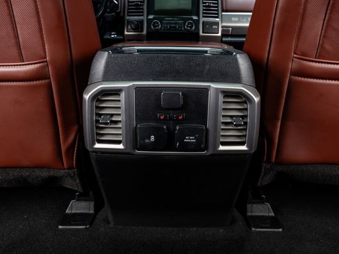 Used 2019 Ford F250 Platinum w/ Platinum Ultimate Package AWD/4WD image 35