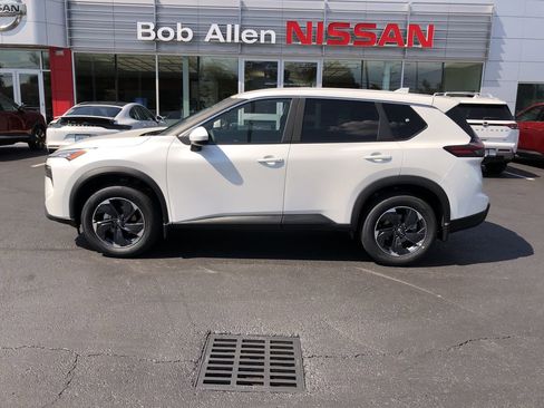 New 2026 Nissan Rogue SV w/ Cold Weather Package image 11