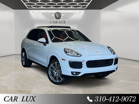 Used 2017 Porsche Cayenne Platinum Edition w/ Premium Package (PJV) AWD/4WD image 7