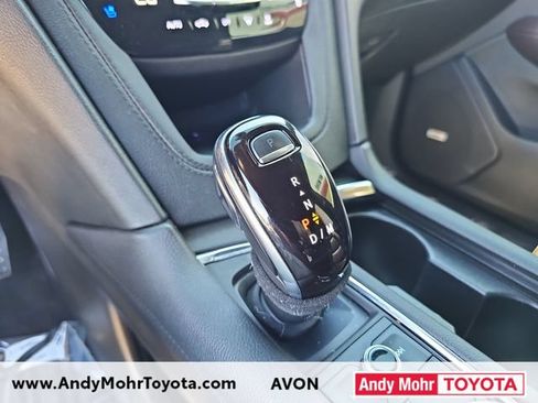 Used 2022 Cadillac XT6 Premium Luxury AWD/4WD image 26