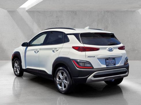 Used 2022 Hyundai Kona SEL w/ Cargo Package FWD image 7