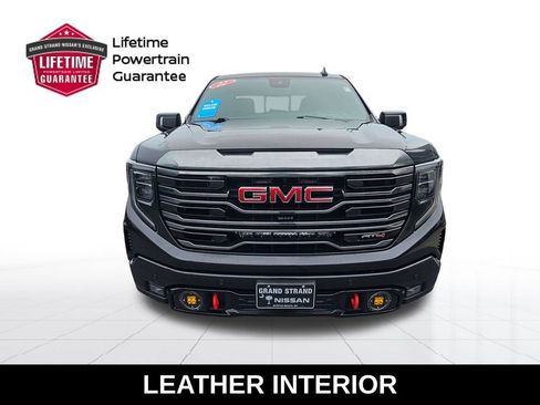 Used 2022 GMC Sierra 1500 AT4 w/ AT4 Premium Package AWD/4WD image 5