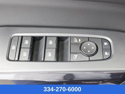 New 2026 Nissan Pathfinder SV image 15